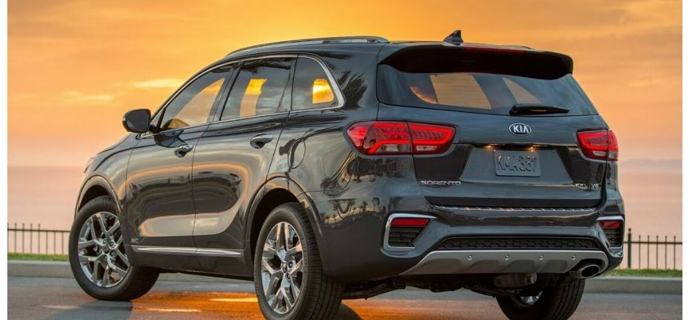 Kia's Sorento SUV 1st Images Are Out: This Is How It Looks, Feels (Features, Power, Mileage & Our Opinion)