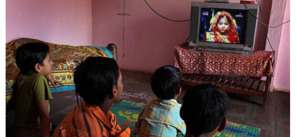 50% Indians Ditched Cable, DTH & Opted For Netflix, Amazon Prime, Hotstar - TRAI's New Cable TV Rules Backfired?
