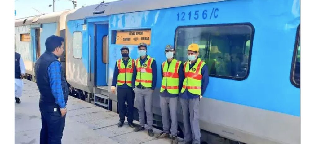 Coronavirus: These 23 Trains Cancelled By Indian Railways; Platform Ticket Price Hiked To Rs 50