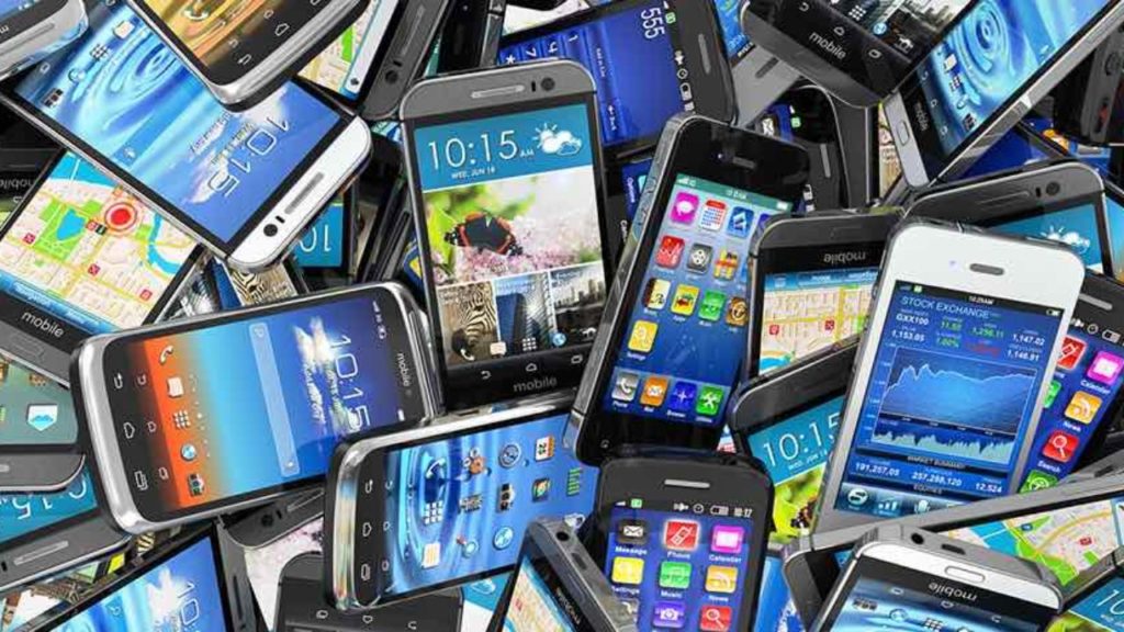 Xiaomi, Realme, Oneplus & Other Smartphone Brands Face Rs 15,000 Crore Loss In India

