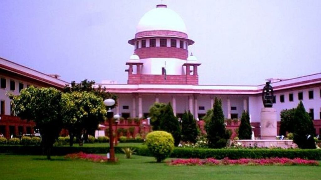 Supreme Court Accepts Petition To Ban WhatsApp Payments In India; RBI, WhatsApp Asked To Reply