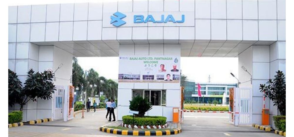 Despite Zero Sales, Bajaj Auto Will Pay 100% Salary To All Employees; Will 'Act From Heart Not Minds'