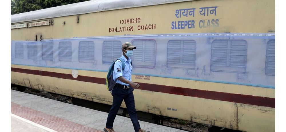 Indian Railways Will Remove 25% Train Staff, Stops All New Hiring; Rs 60 Cr Of Dustbins Will Go
