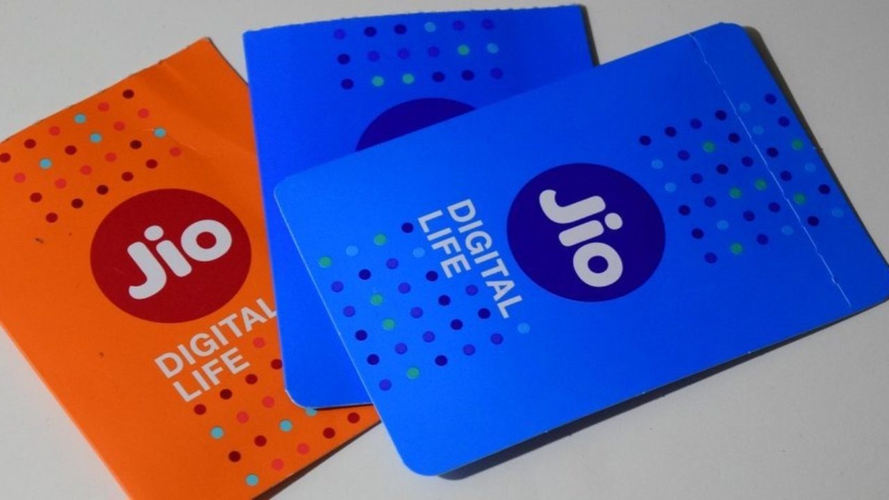 Jio SIM card packs