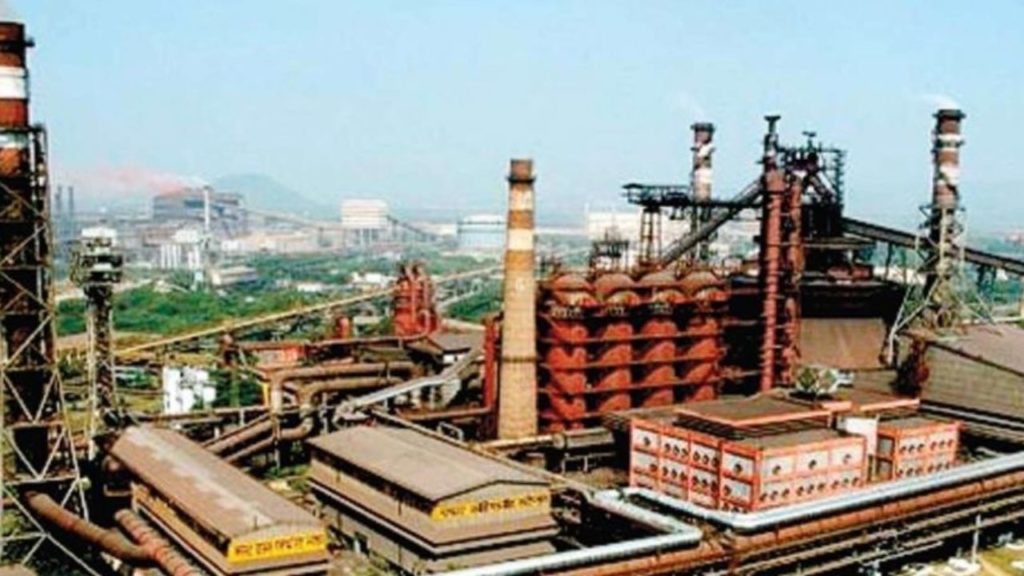 31,000 Employees From This Govt Steel Plant Protest Against Privatization; Will Govt Listen?