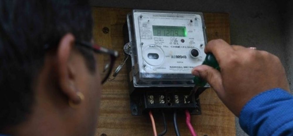 Govt Will Replace All Meters With Prepaid Smart Meters By This Date: Timeline & Deadlines Notified