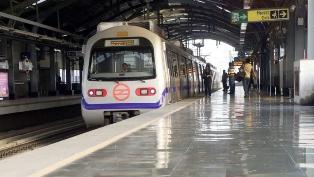 Every Delhi Metro Passenger Will Get Free WiFi On This Route: How To Get Free WiFi?