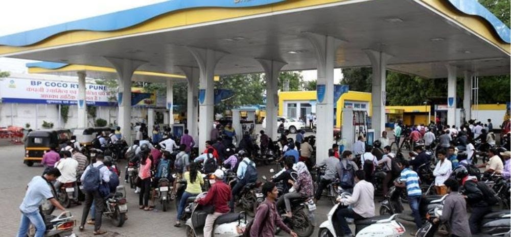 Petrol Price Cut By Rs 25/Litre In This State: But Only Ration Card Holders, 2-Wheelers Eligible!?
