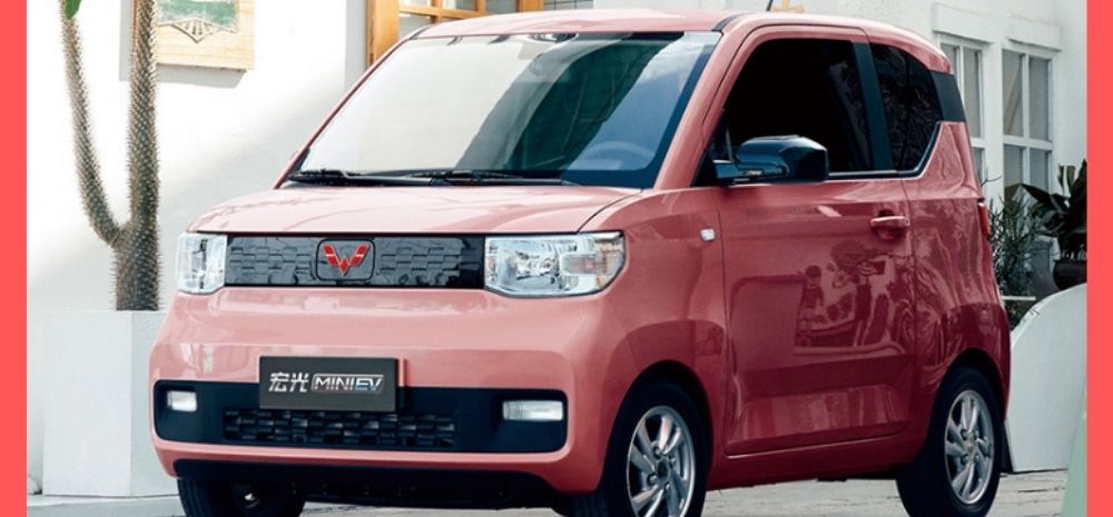 This Chinese Electric Car Costing Rs 3.3 Lakh Beats Tesla, Maruti, Tata In Total Sales Volume!