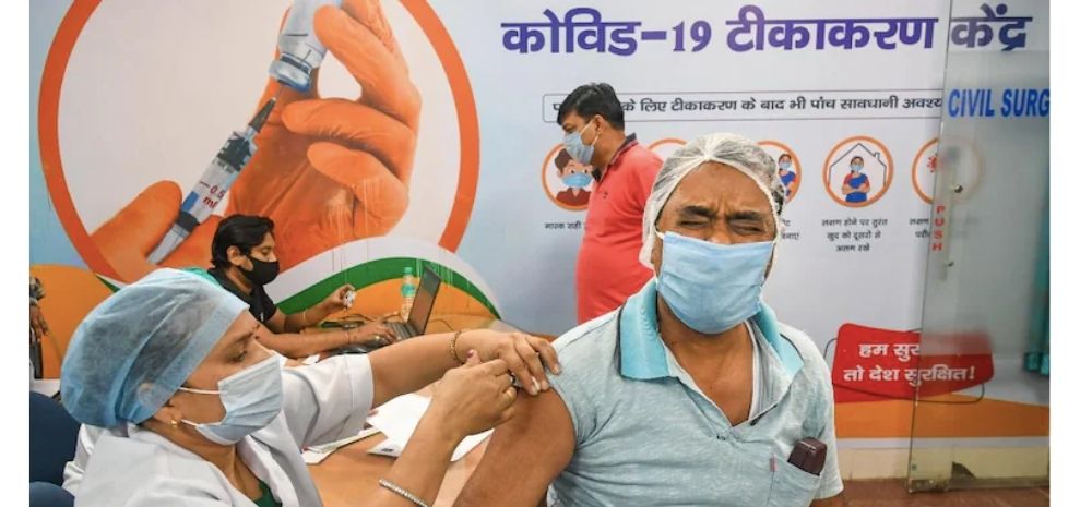 Confirmed By Govt: Aadhaar Card NOT Mandatory For Getting Vaccines Via CoWin Portal