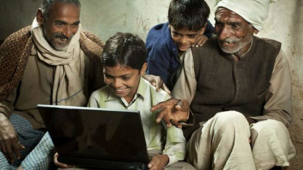 These 4 Fintech Platforms Are Unleashing Financial Revolution In Rural India