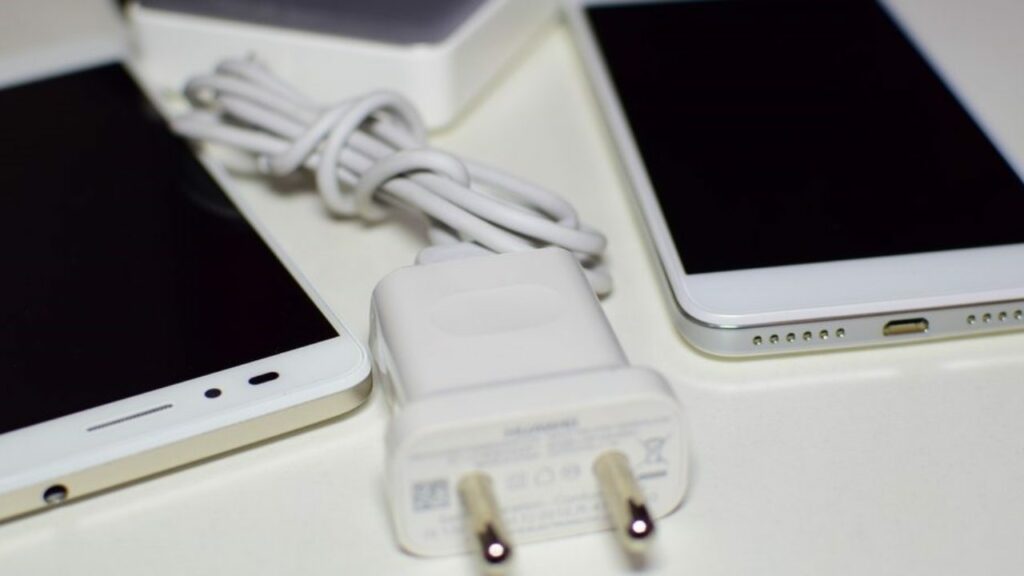 One Nation, One Charger: Govt Wants One Universal Charger For All Mobiles, Laptops, & Gadgets! 