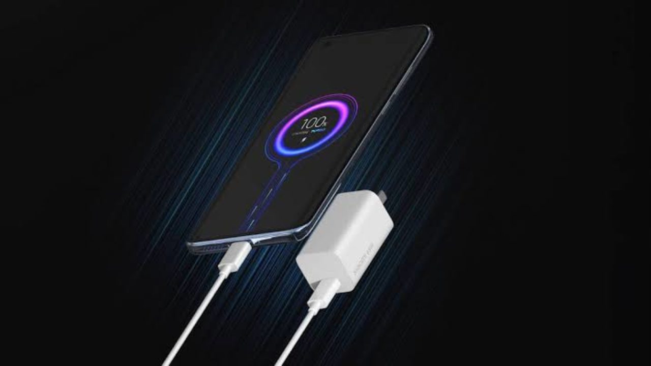 Xiaomi’s New 210W Fast Charging Stuns Everyone: 0% To 100% In 8 Minutes!